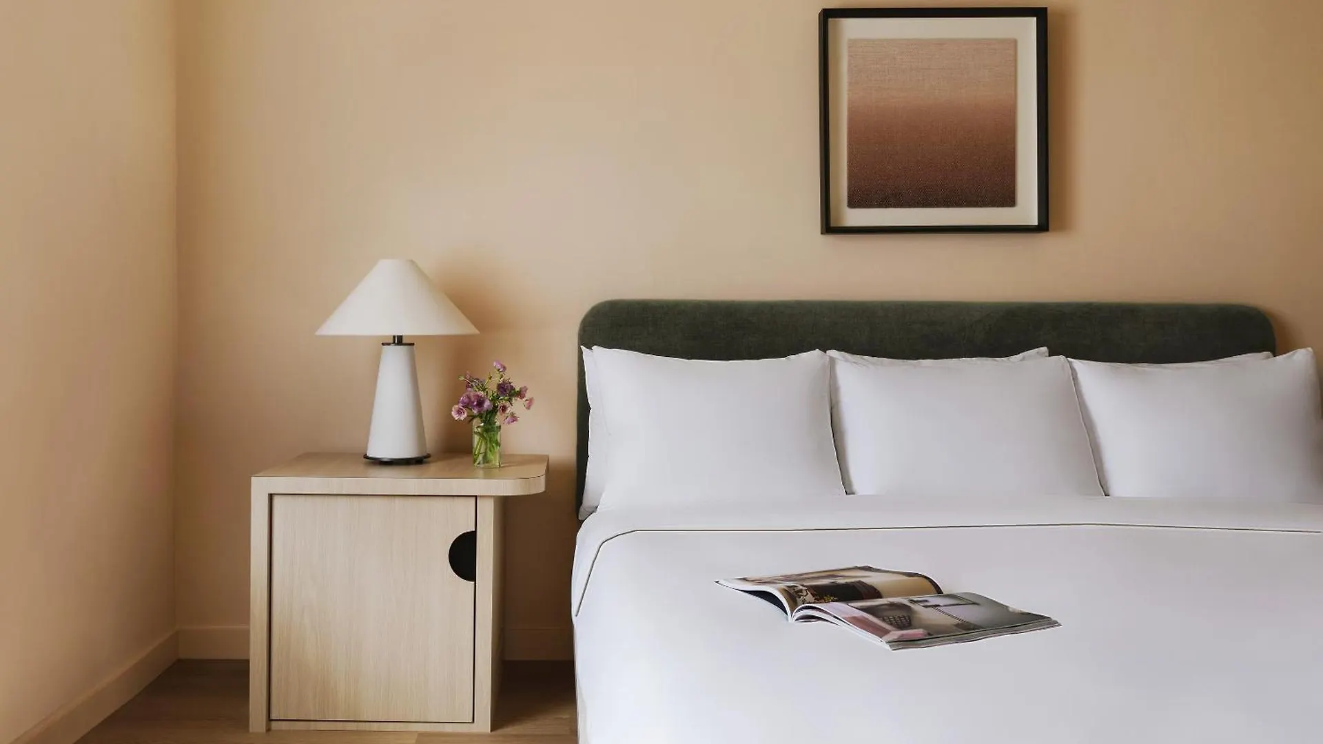 City Center Hotel Long Beach, Sonder United States