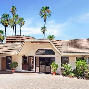2* Motel Super 8 By Wyndham Long